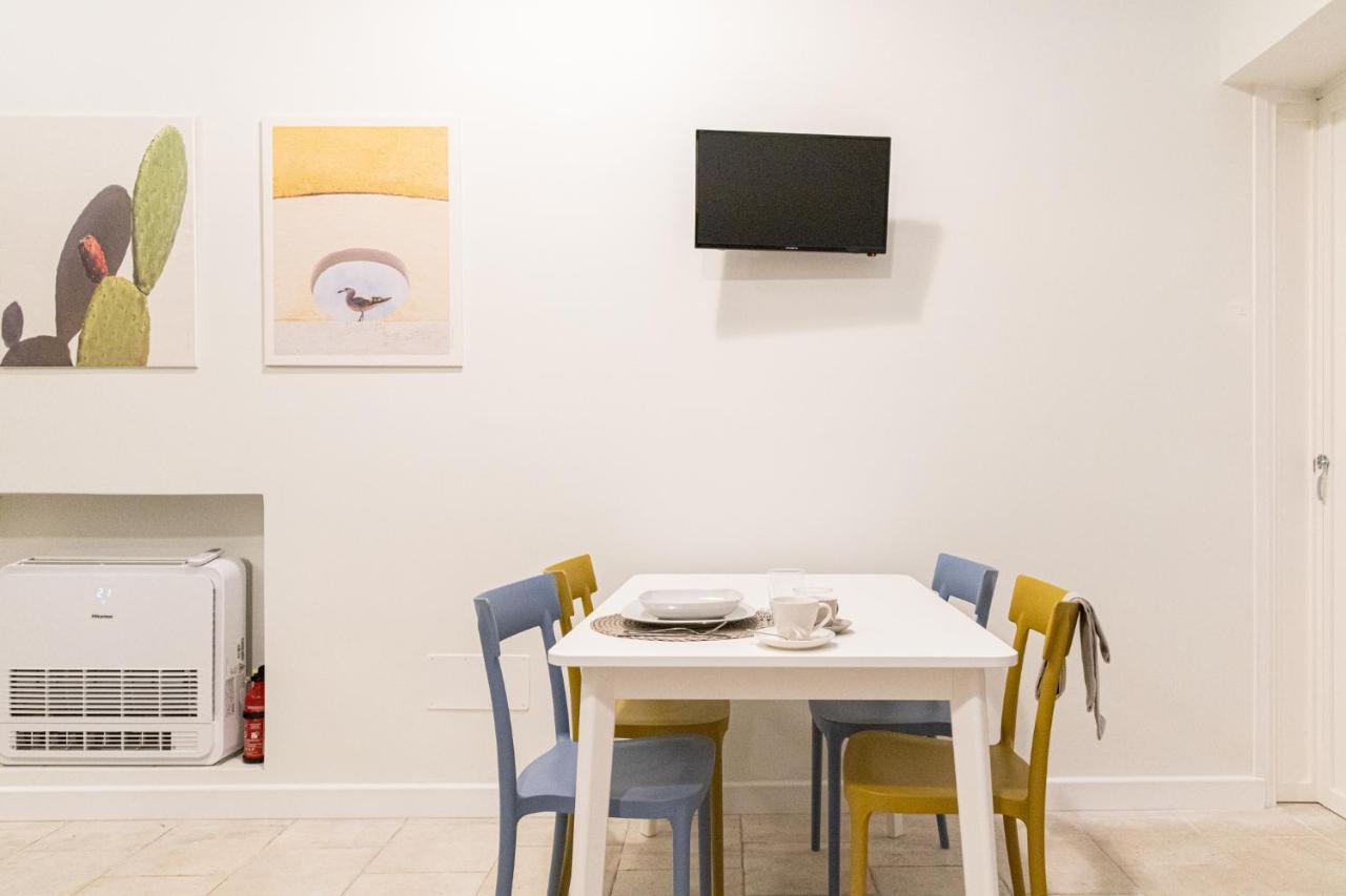 Casa Ape Regina - Puglia Mia Apartments Monopoli Bagian luar foto